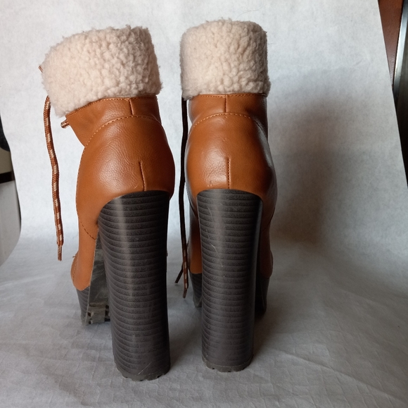 Maysi Booties Shoe Dazzle Size 5.5 - Picture 6 of 7